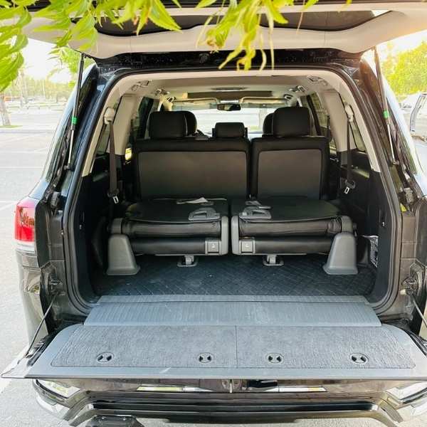 7 Seater Car Rental Dubai