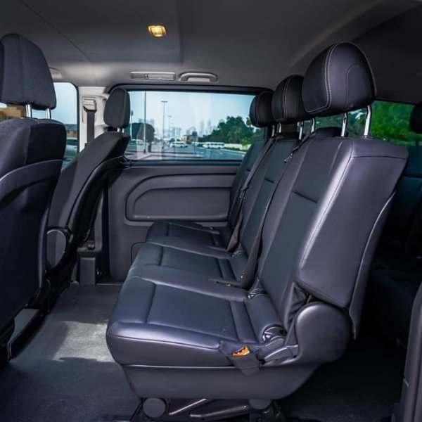 7 Seater Car Rental Dubai